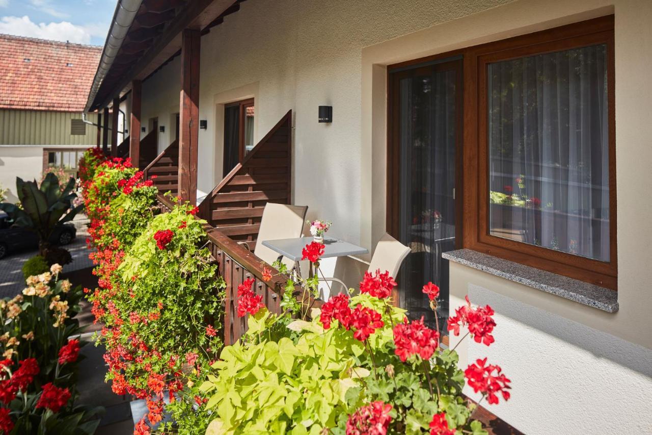 Hotel Garni Sonnenhof Reichenberg  Εξωτερικό φωτογραφία