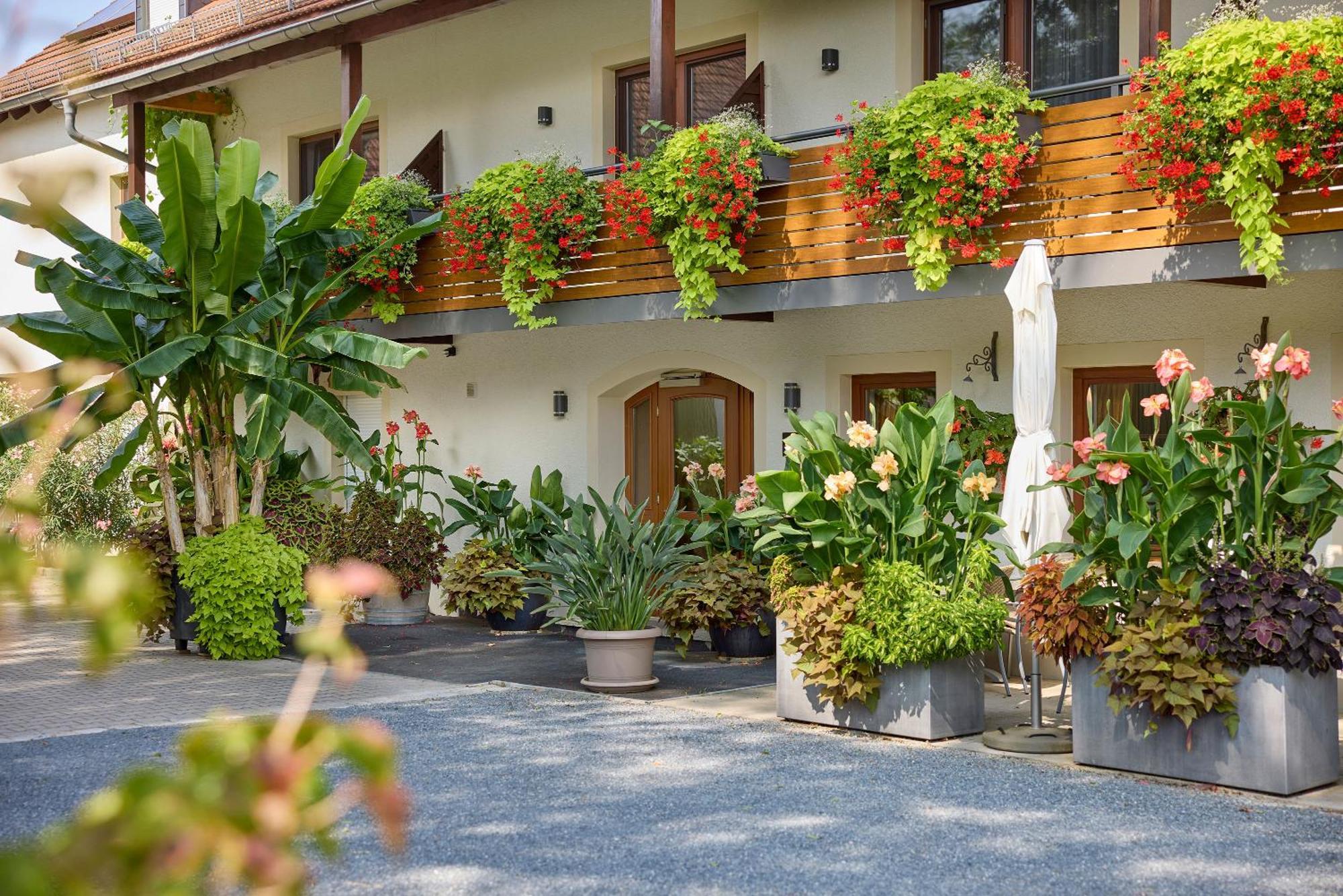 Hotel Garni Sonnenhof Reichenberg  Εξωτερικό φωτογραφία